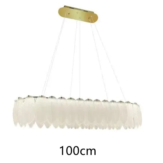 Lustre boule en cristal avec plumes décoratives et verre nordique.