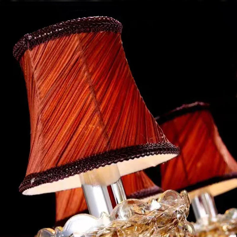 Lustre baroque en cristal avec accents modernes pour escaliers