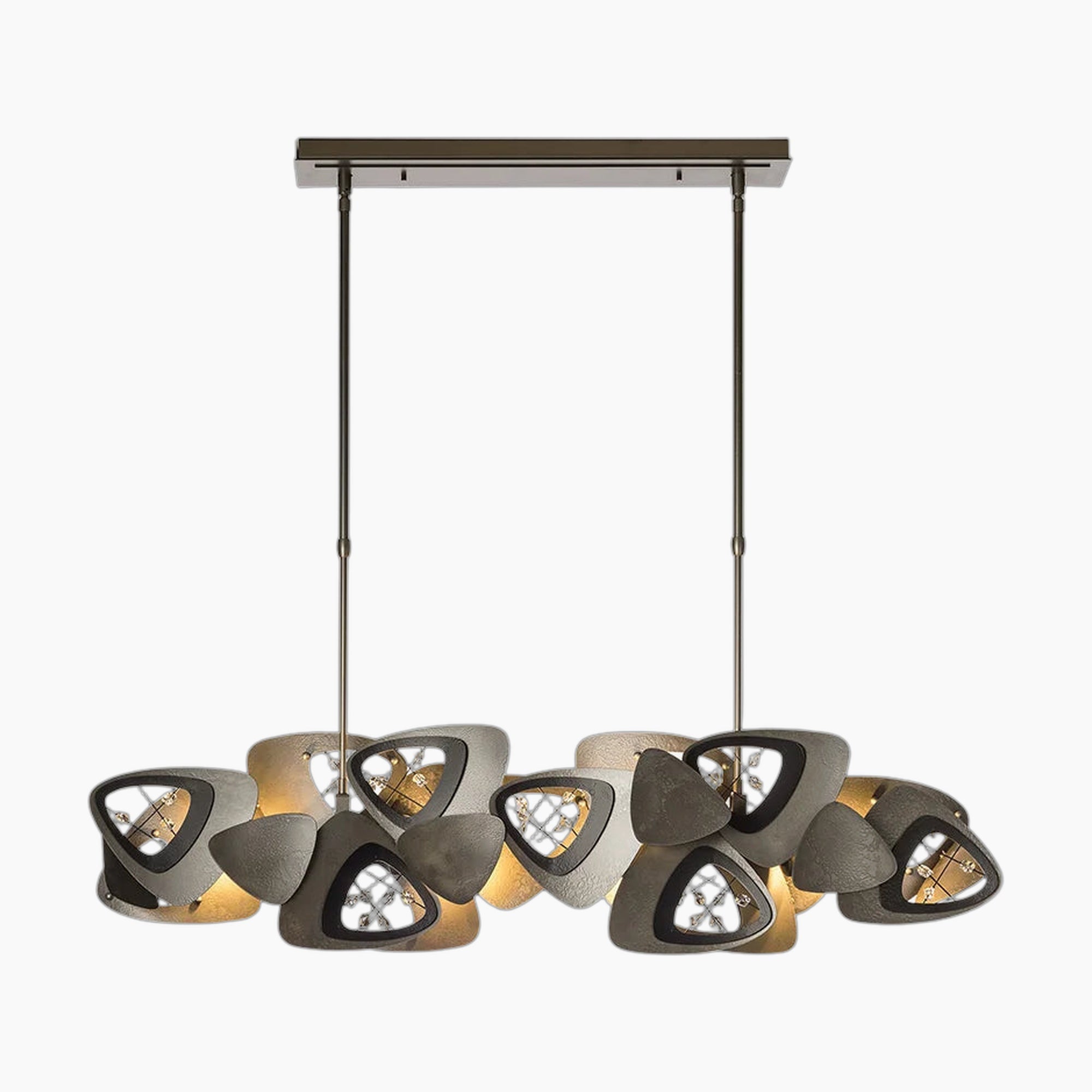 Lustre boule en cristal avec design postmoderne et suspension artistique.